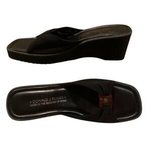 Donald Pliner Elastic Mesh Sandal Wedge Shoe New Flexible Non Slip Sole $220 NIB